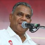 கரூர் துயரம்… அமைச்சர் புஸ்ஸியின் ‘வேதனை’ மலரஞ்சலி!